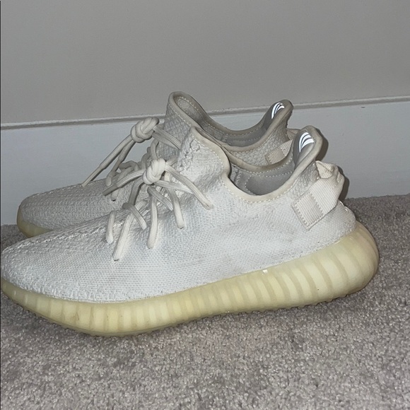 Yeezy 350 Boost V2 Triple White Size 9